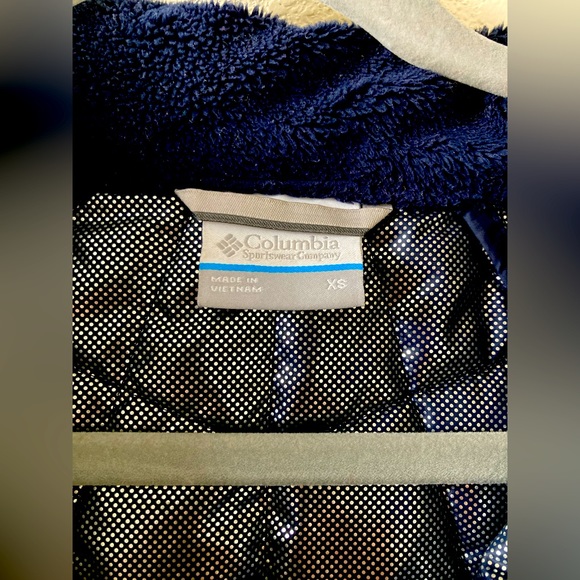 Columbia Navy Blue Mid thigh length Puffer Jacket lightweight contoured fit XS - Picture 13 of 14